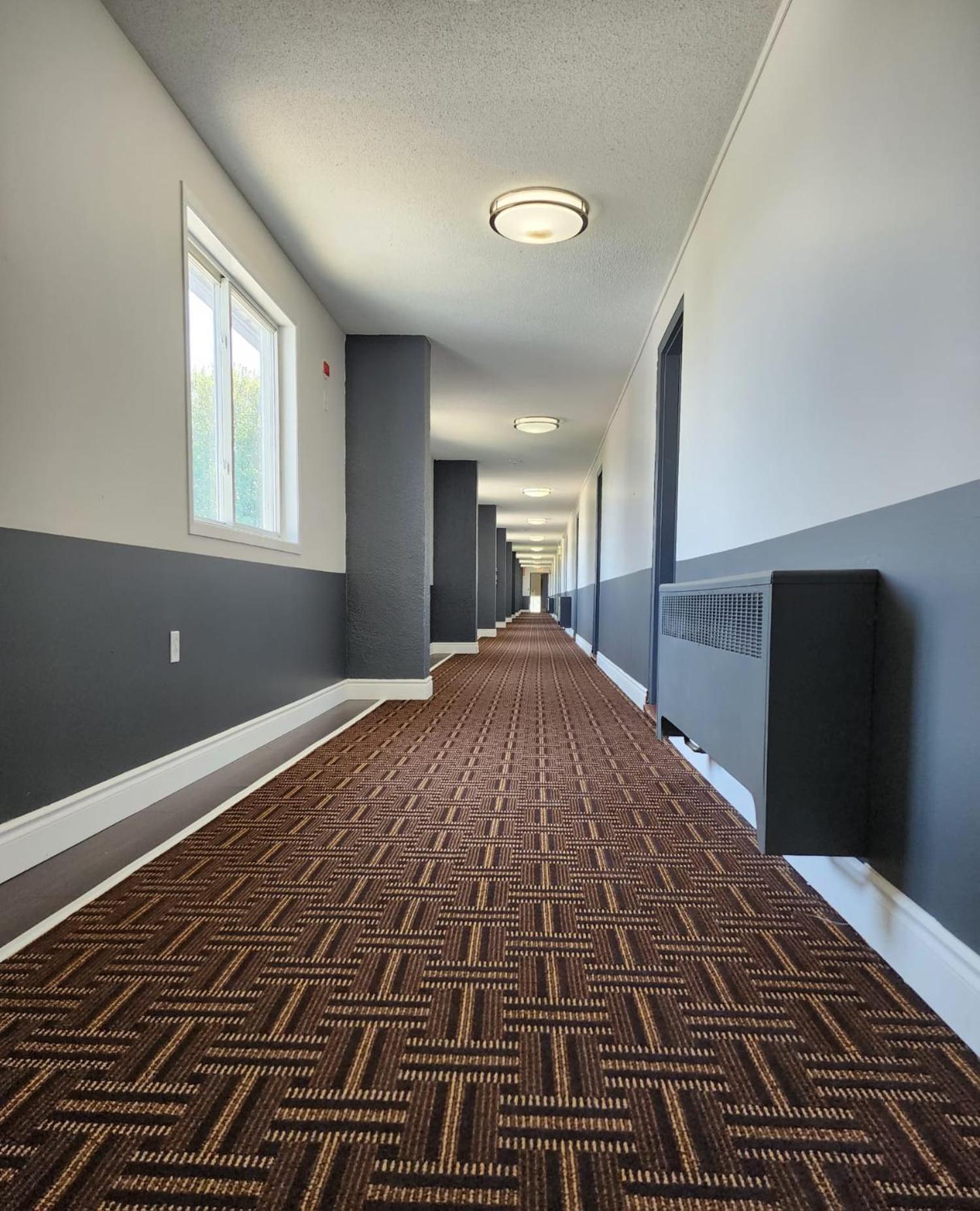 Hotel Super 8 By Wyndham Pembroke Esterno foto